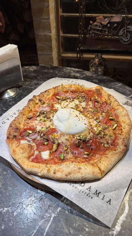 Macadamia Pizza Garden